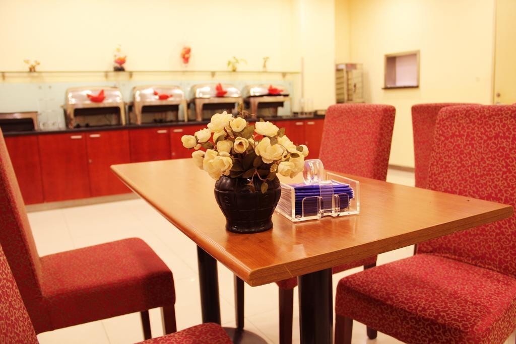 Hanting Hotel Shanghai Jiaotong University Jiangchuan Road Second Branch Exteriér fotografie